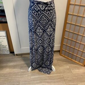 Womens Lucy Lucy Love Blue White Maxi Skirt Size Medium Aztec Geometric
